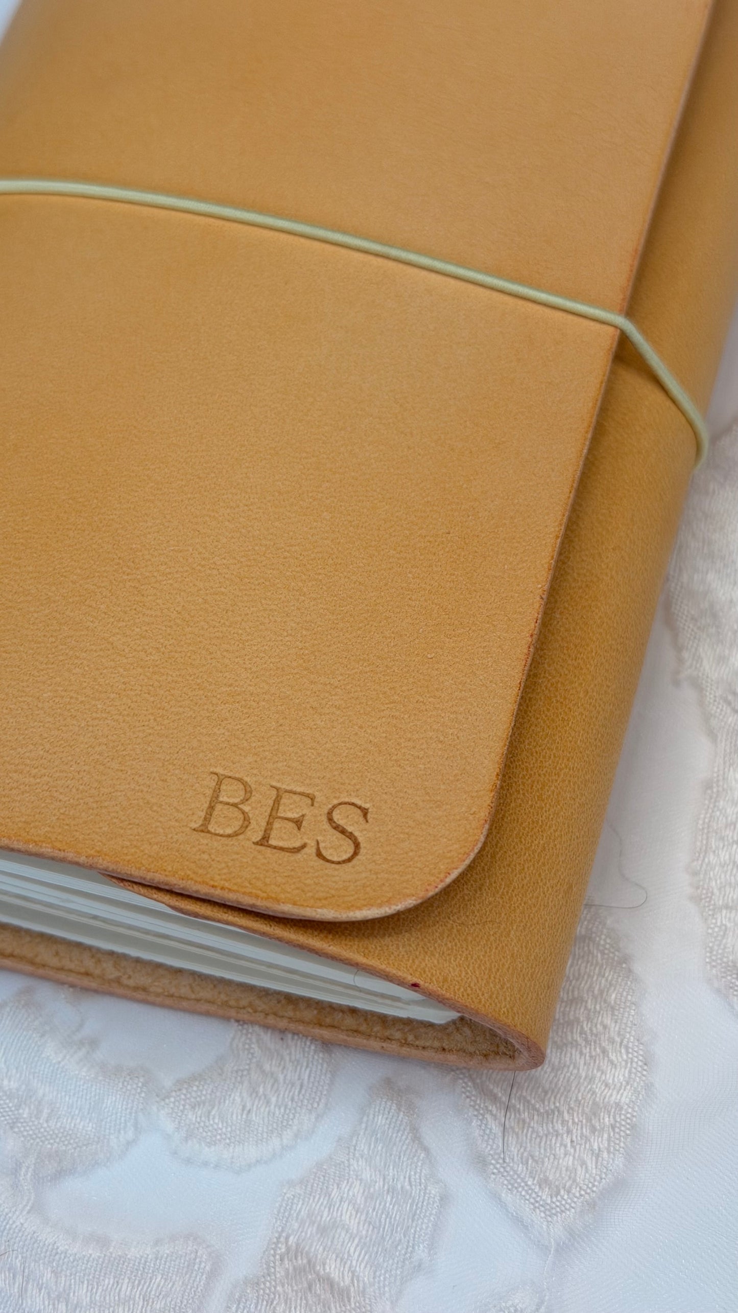 Muse - A6 Mini Journal