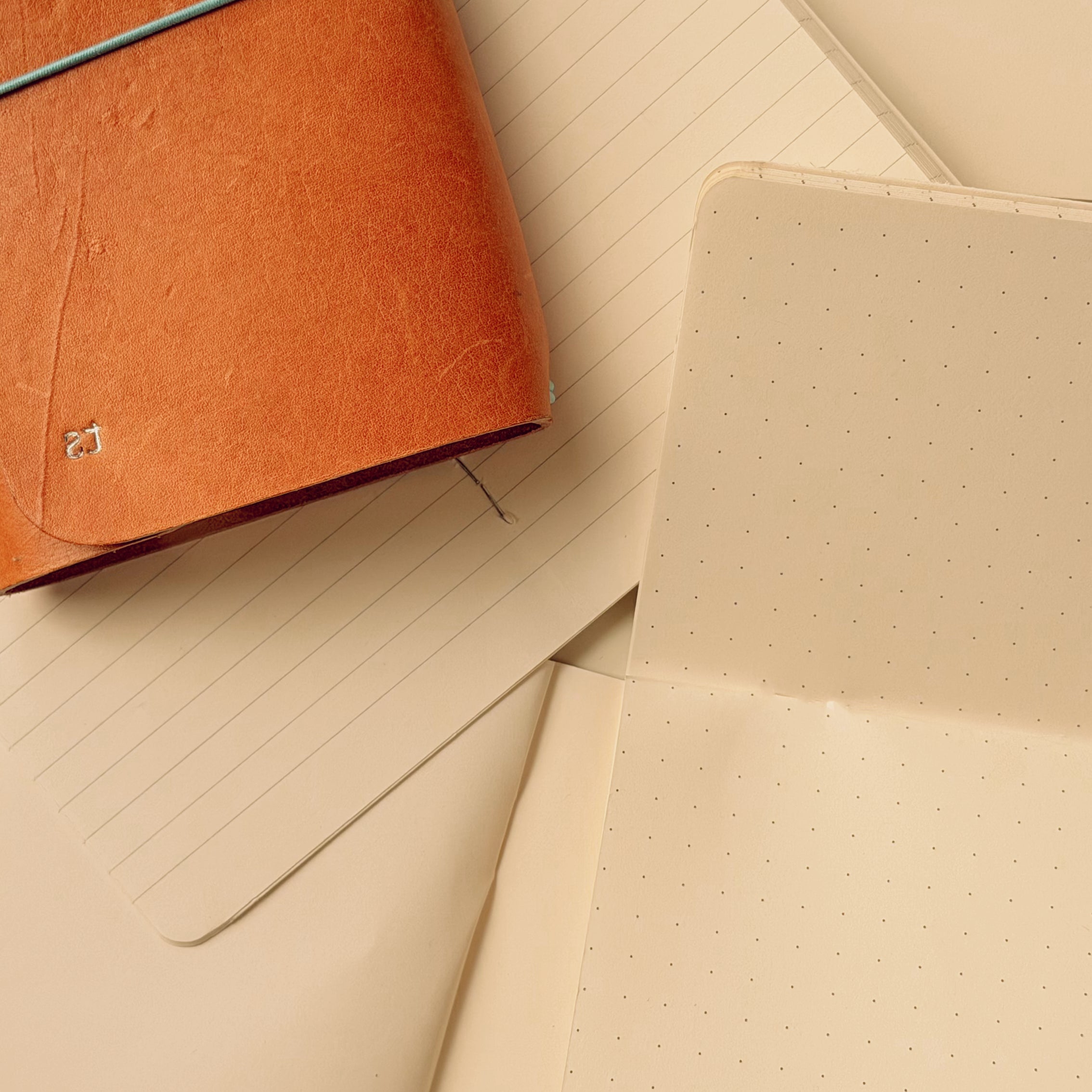 Muse A6 refillable leather journal with insert pages