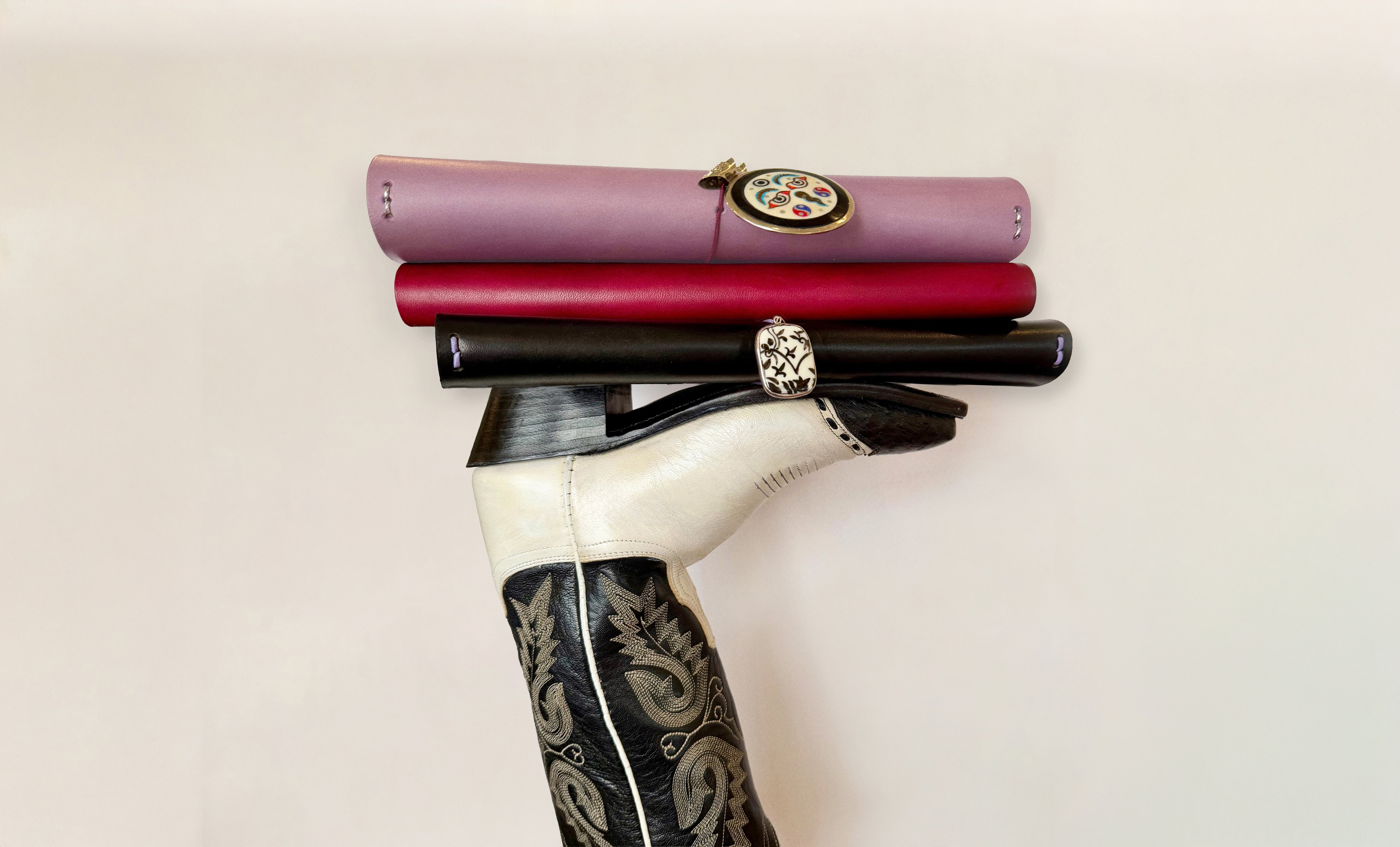 The Gallery — Spizer Studio US Letter leather journal collection