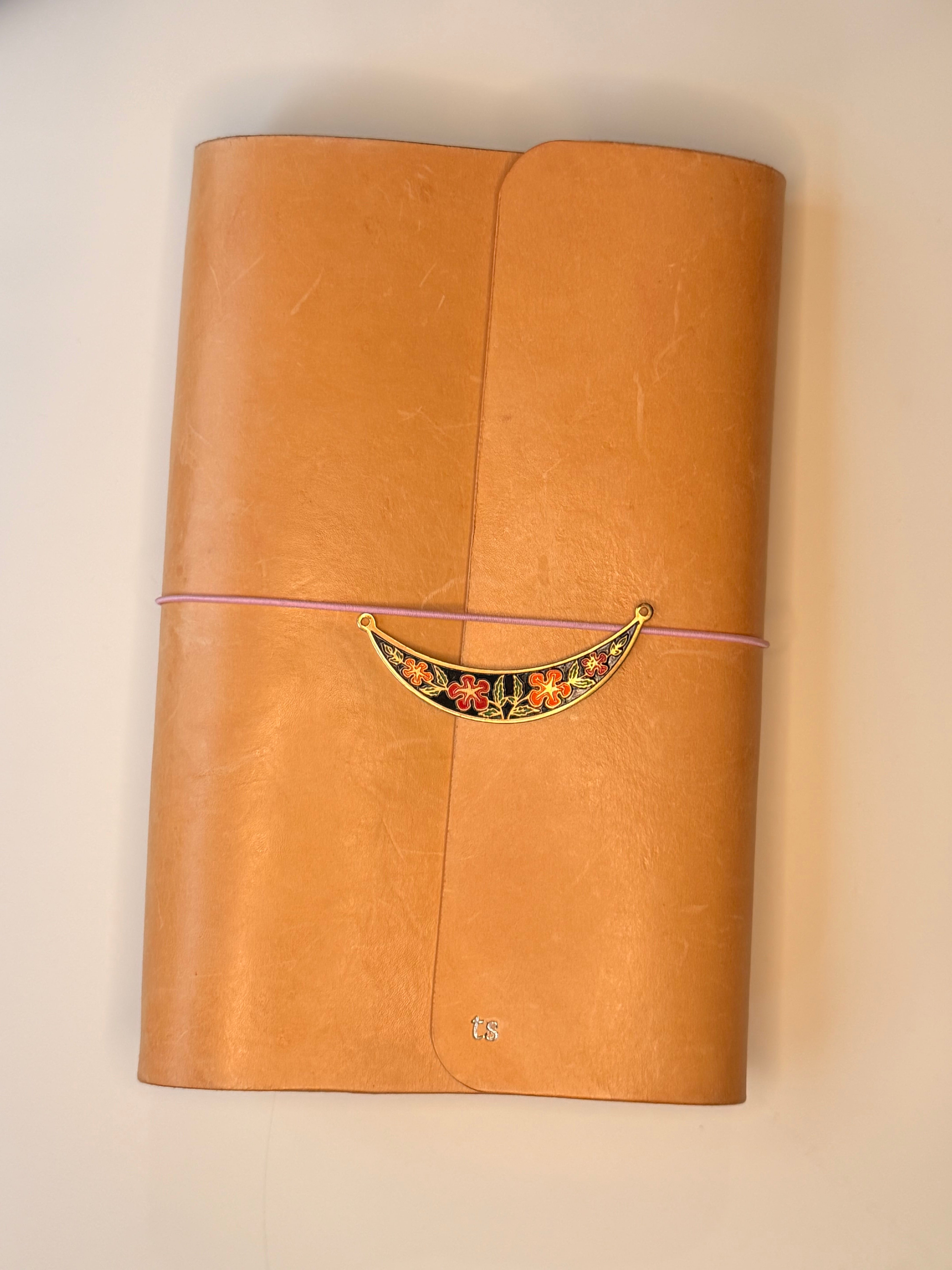 BAR 008 — Spizer Studio handcrafted leather journal — photo 1 of 6